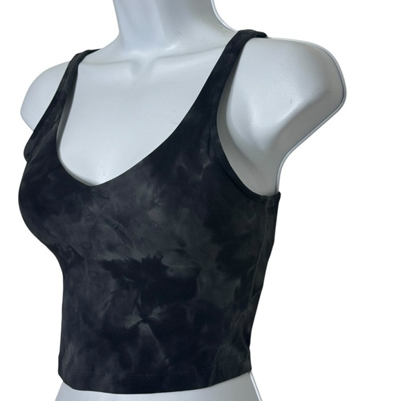 Lululemon align tank in Diamond dye SZ. 2 - Picture 8 of 10